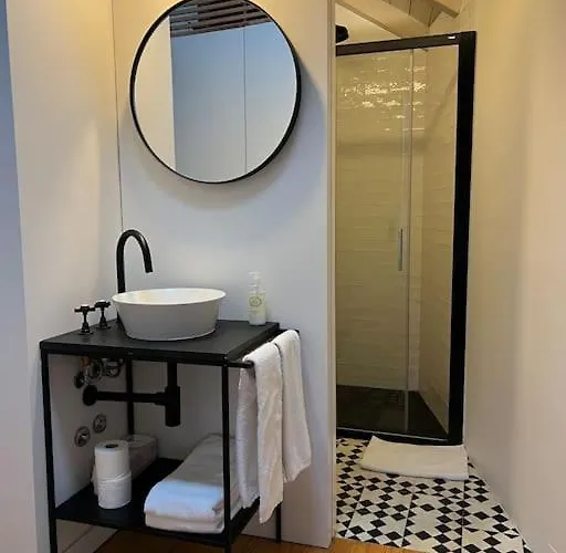 Get Bindings And Books On Duplex Porto