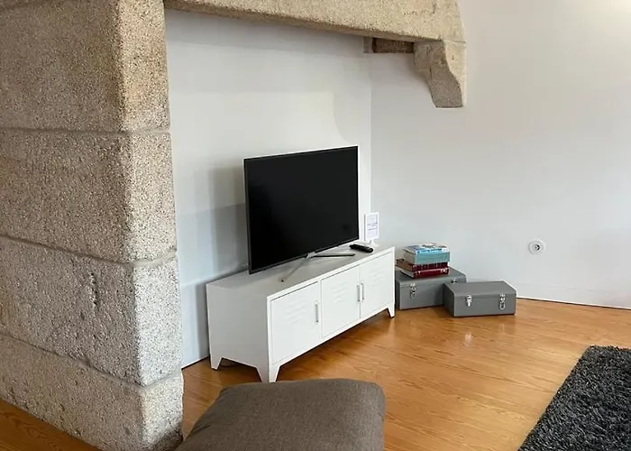 Daire Get Bindings And Books On Duplex Porto