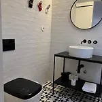 Get Bindings And Books On Duplex Apartman