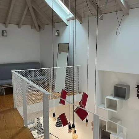 Apartment Get Bindings And Books On Duplex Porto