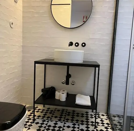 Get Bindings And Books On Duplex Apartment