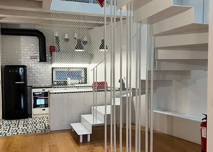 아파트 Get Bindings And Books On Duplex