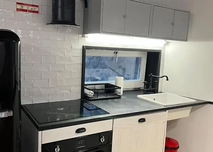 Apartment Get Bindings And Books On Duplex