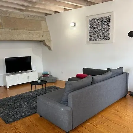 Apartament Get Bindings And Books On Duplex